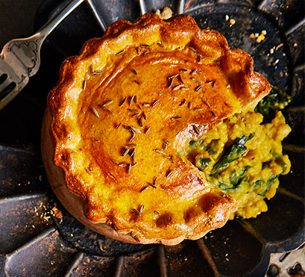 Spiced lentil & spinach pies
