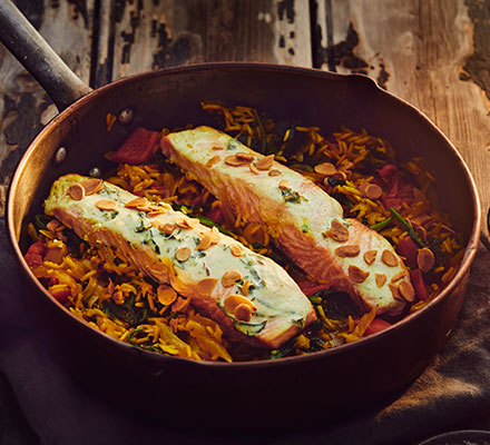 Spinach kedgeree with spiced salmon