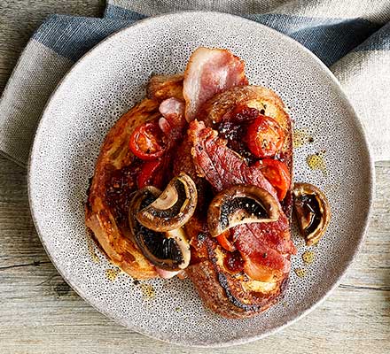 Mushroom, bacon & tomato French toast