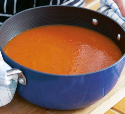 Soup maker tomato soup