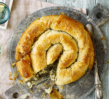 Leek & globe artichoke pie