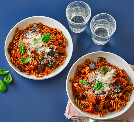 Pasta arrabbiata with aubergine