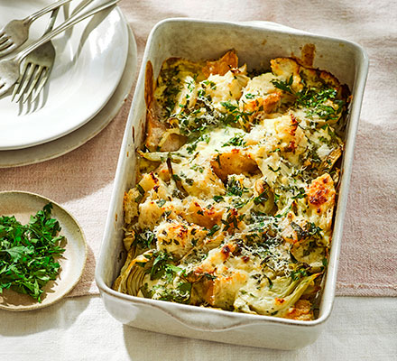 Roast fennel & bread gratin