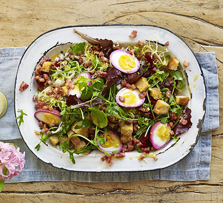 Egg, beetroot & bacon salad