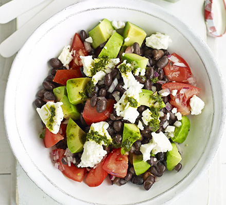 Black bean chimichurri salad