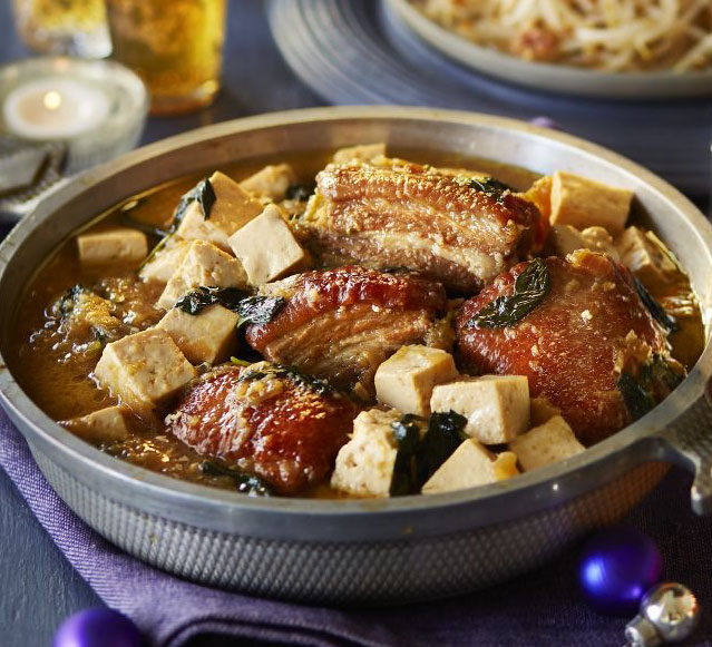 Braised pork belly with Thai basil & tofu