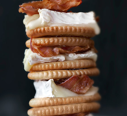 Cheese & bacon s’mores