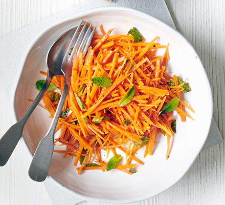 Middle Eastern carrot salad