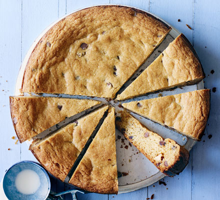 Giant cookie cake