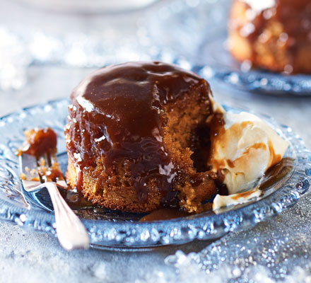 Gooey toffee puddings