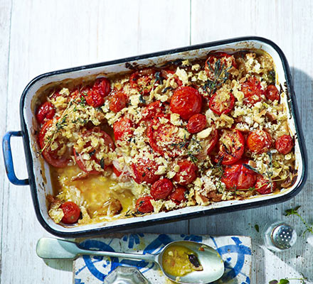 Crunchy baked tomato & onion gratin