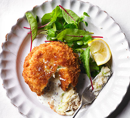 Hake fish cakes with mustard middles
