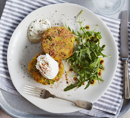 Ham, pea & polenta cakes