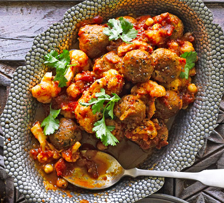 Lamb kofta stew with cauliflower & chickpeas