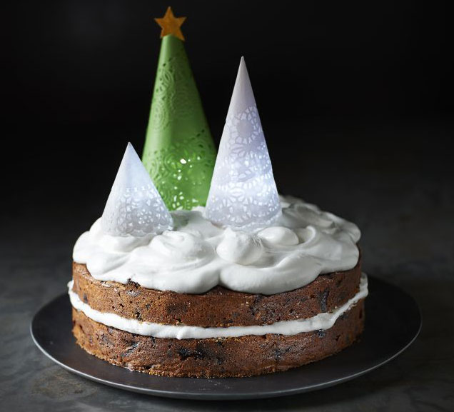 Let-it-glow Christmas cake