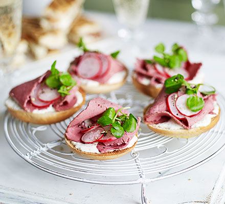 Mini salt beef bagels