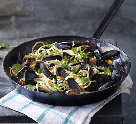 Mussel mouclade pasta