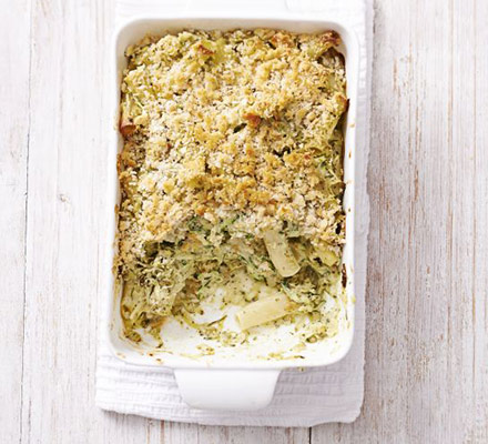 Pesto & courgette pasta bake