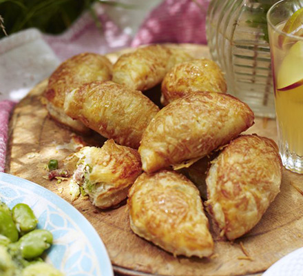 Pea & bacon pasties