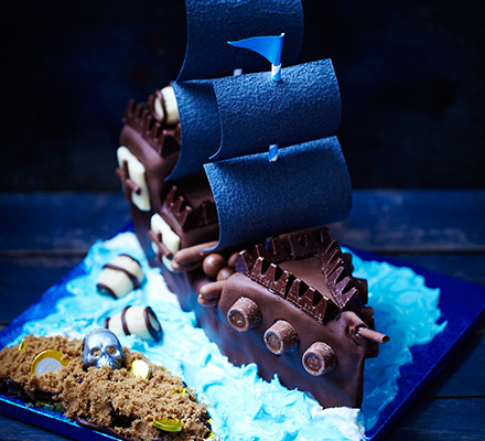Pirate ship and treasure island cake