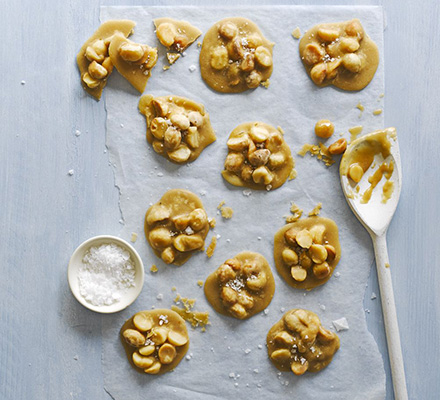 Salted caramel & macadamia pralines