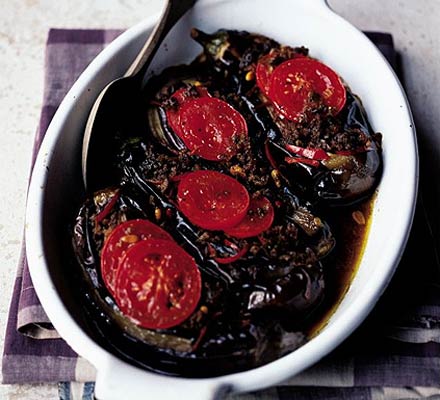 Baked aubergines stuffed with minced lamb