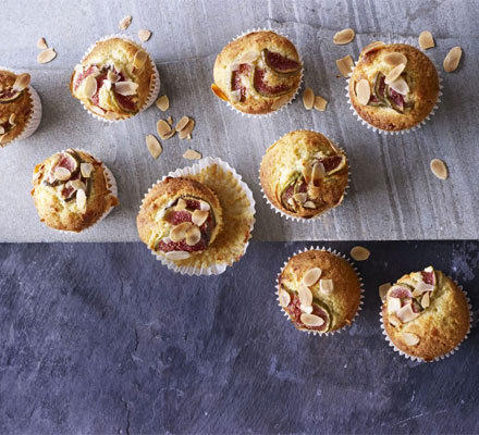 Little fig & almond cakes