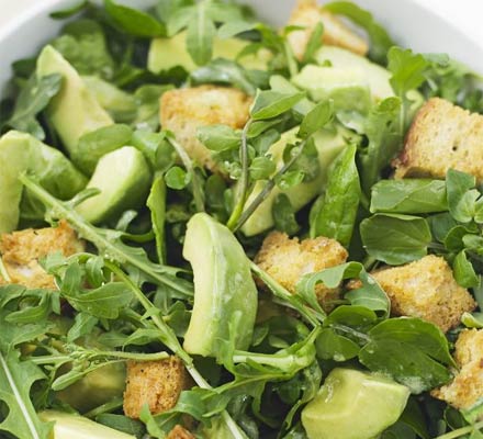 Avocado & leaf salad