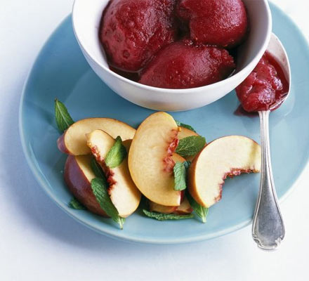 Raspberry & red wine slush with peach salad