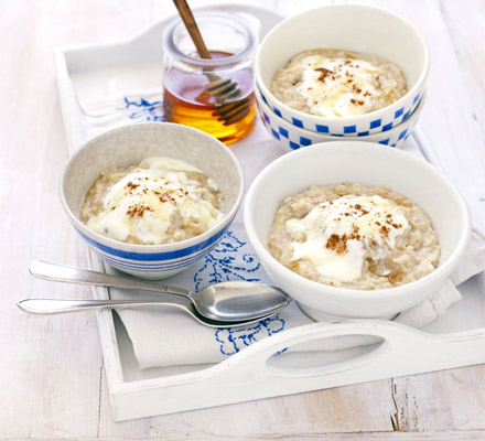 Apple & linseed porridge