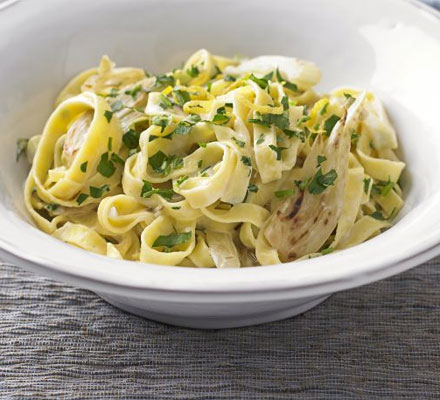 Creamy tagliatelle with fennel