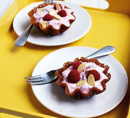 Raspberry & lemon brandy baskets