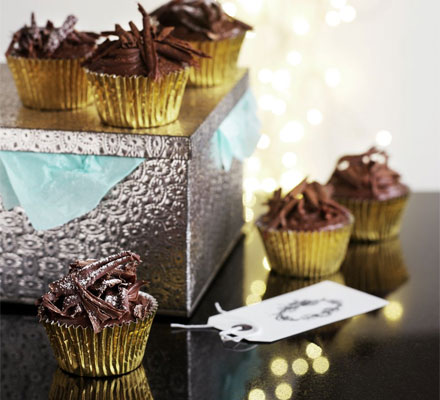 Chocolate chestnut cupcakes