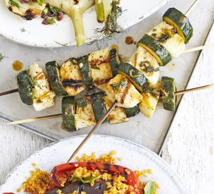 Courgette & halloumi skewers