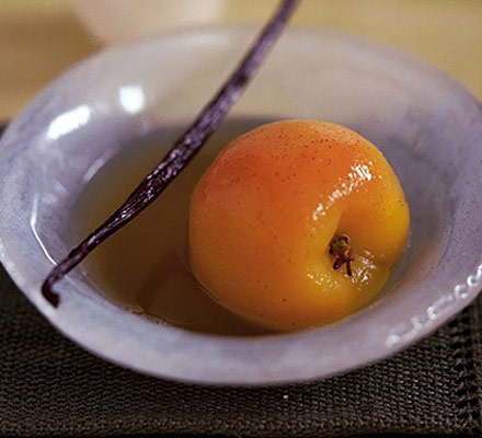 Vanilla poached peaches