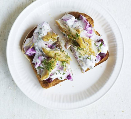 Smoked mackerel & beetroot toast topper