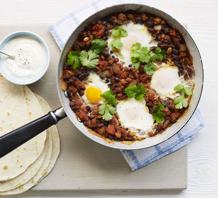 Chipotle bean chilli with baked eggs