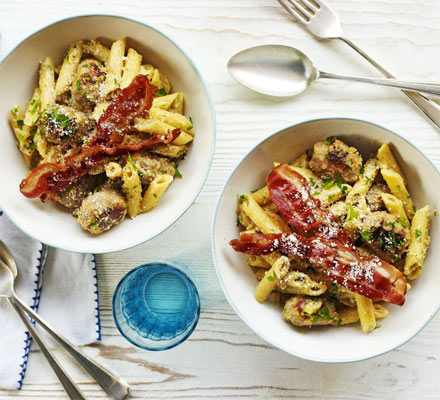 Crispy bacon & sausage carbonara