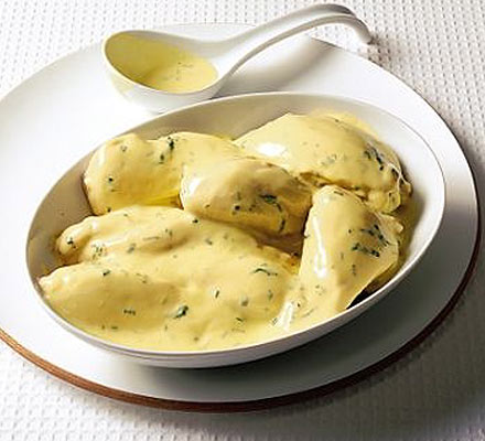 Poached chicken with lemon & tarragon sauce