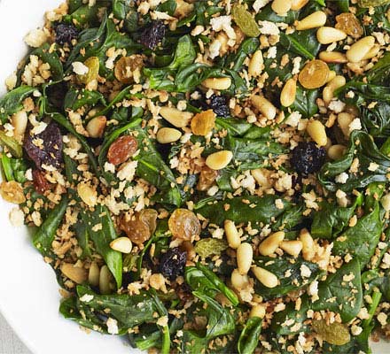 Spinach with raisins, pine nuts & breadcrumbs