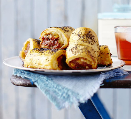 Chorizo & apple sausage rolls