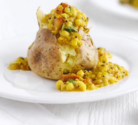 Baked potatoes with spicy dhal