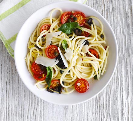 Spaghetti with cherry tomato & black olive sauce