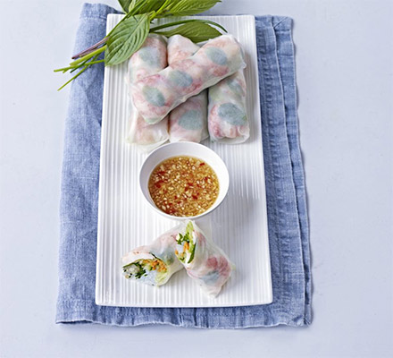 Vietnamese prawn summer rolls