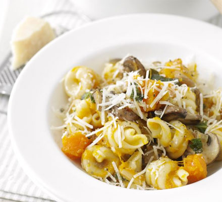 Squash, mushroom & sage pasta