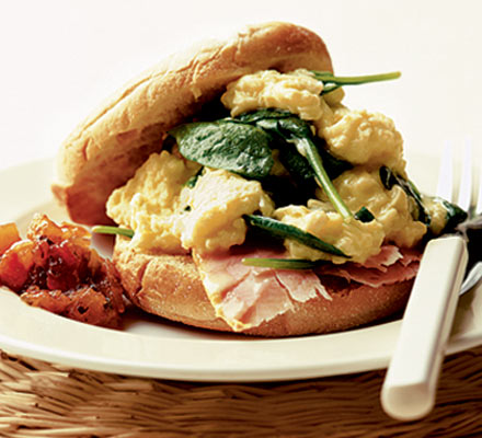 Spinach & ham scrambled eggs