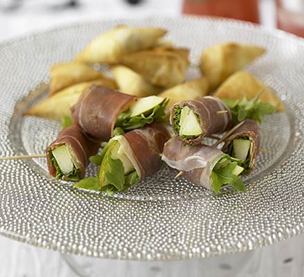 Filo triangles with artichoke, feta and mint