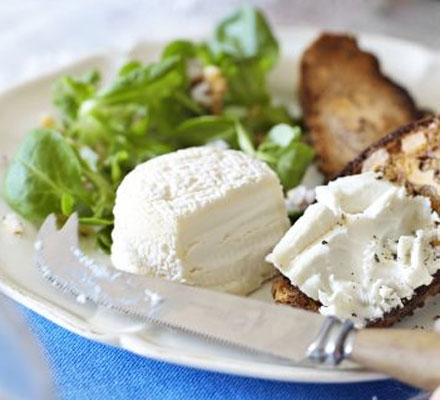 Goat’s cheese & bistro salad