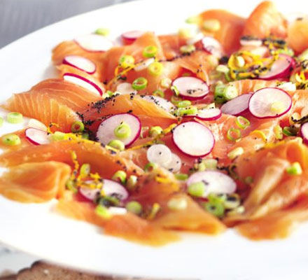 Marinated smoked salmon with poppy seeds