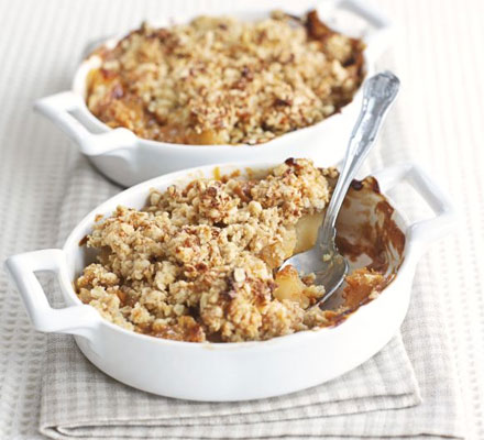 Caramel apple crumble